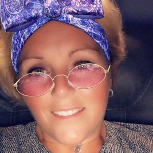 Meet your Posher, Karen